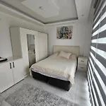 Paradise Garden Sitesi 3 Havuzlu Esyali Kisi Fiyati Degil Fiyati アパート *