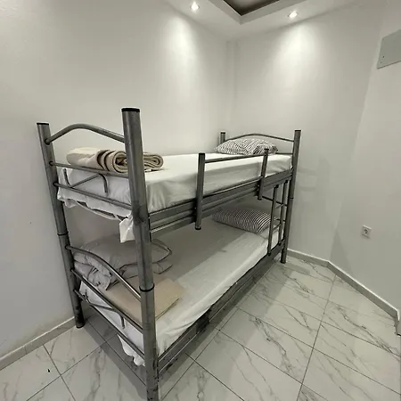 Paradise Garden Sitesi 3 Havuzlu Esyali Kisi Fiyati Degil Fiyati *