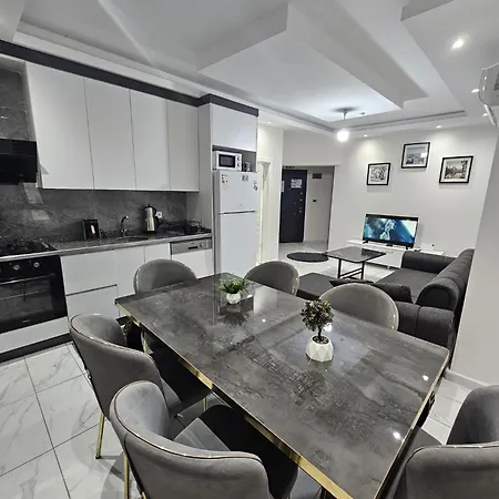 Paradise Garden Sitesi 3 Havuzlu Esyali Kisi Fiyati Degil Fiyati Apartamento *