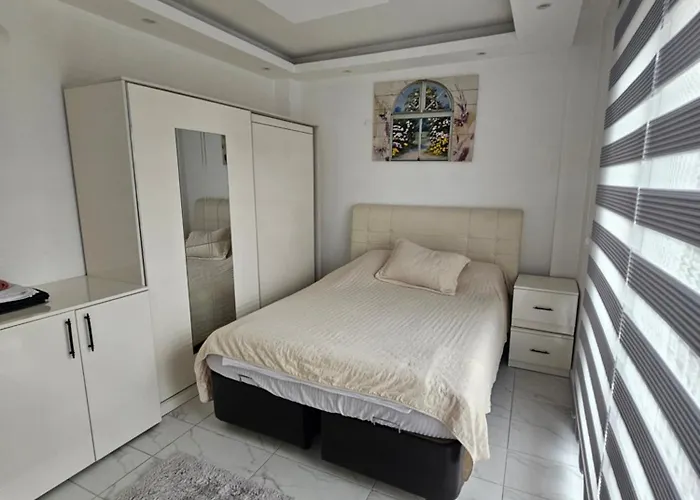 Paradise Garden Sitesi 3 Havuzlu Esyali Kisi Fiyati Degil Fiyati Lägenhet *