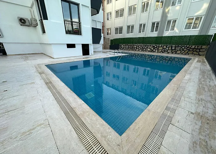 Paradise Garden Sitesi 3 Havuzlu Esyali Kisi Fiyati Degil Fiyati Lägenhet